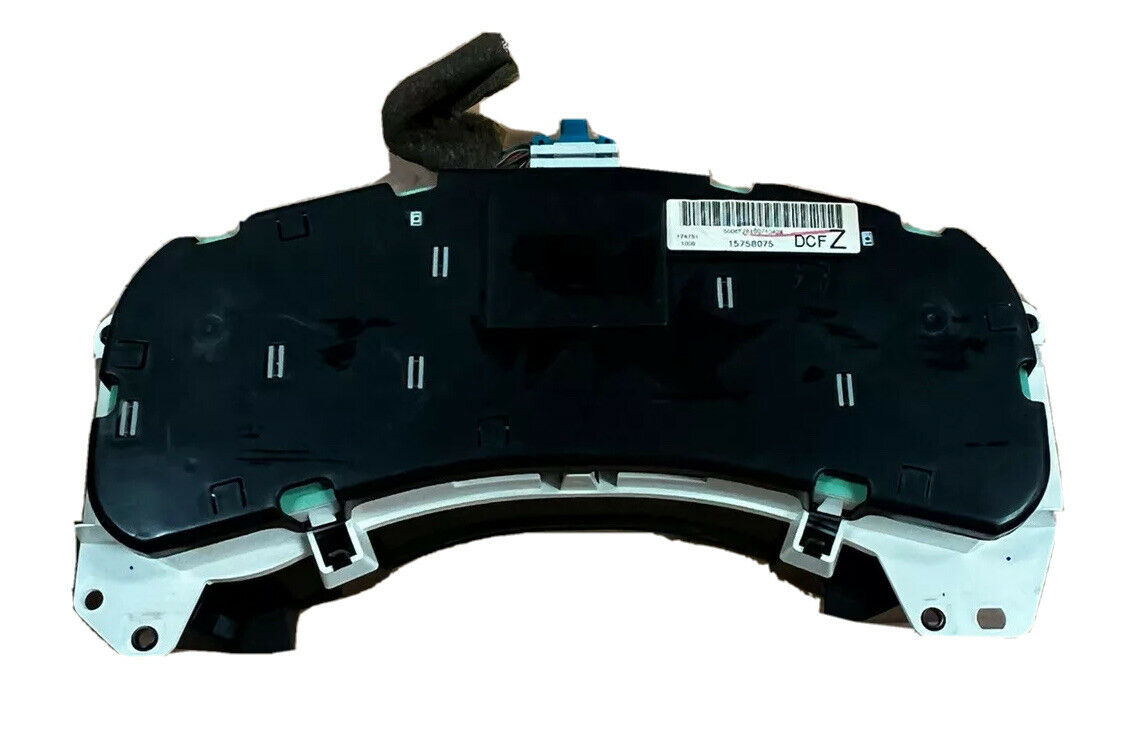 1999-2002  SILVERADO SIERRA TAHOE INSTRUMENT GAUGE CLUSTER SPEEDOMETER 150,000 K