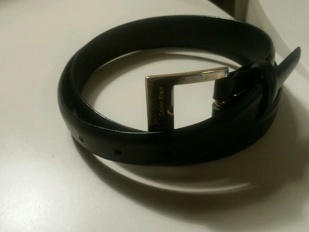 liz claiborne large black leather belt by Liz Claiborne