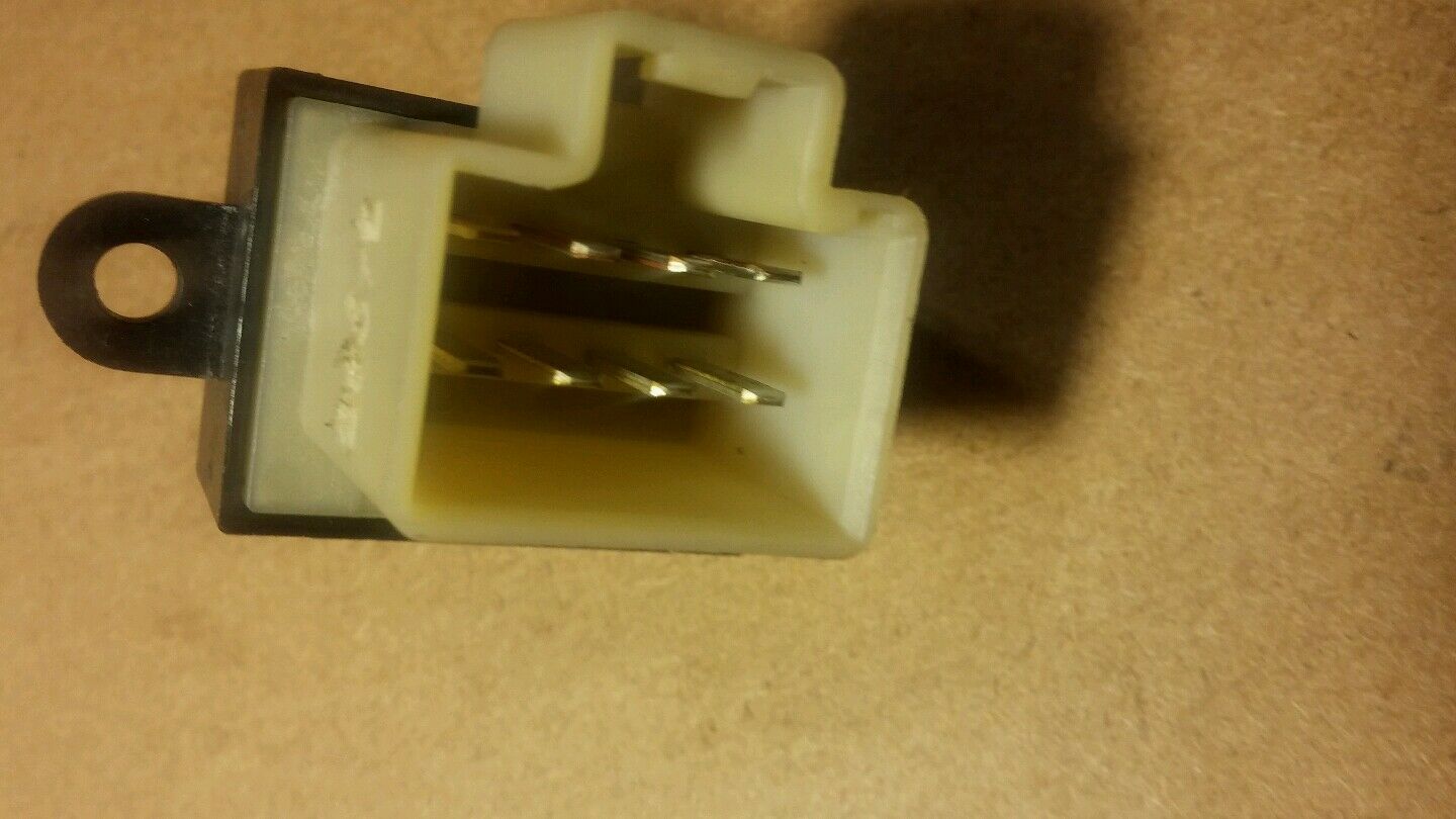 96-00 TOWN & COUNTRY PASSENGER POWER WINDOW SWITCH OEM
