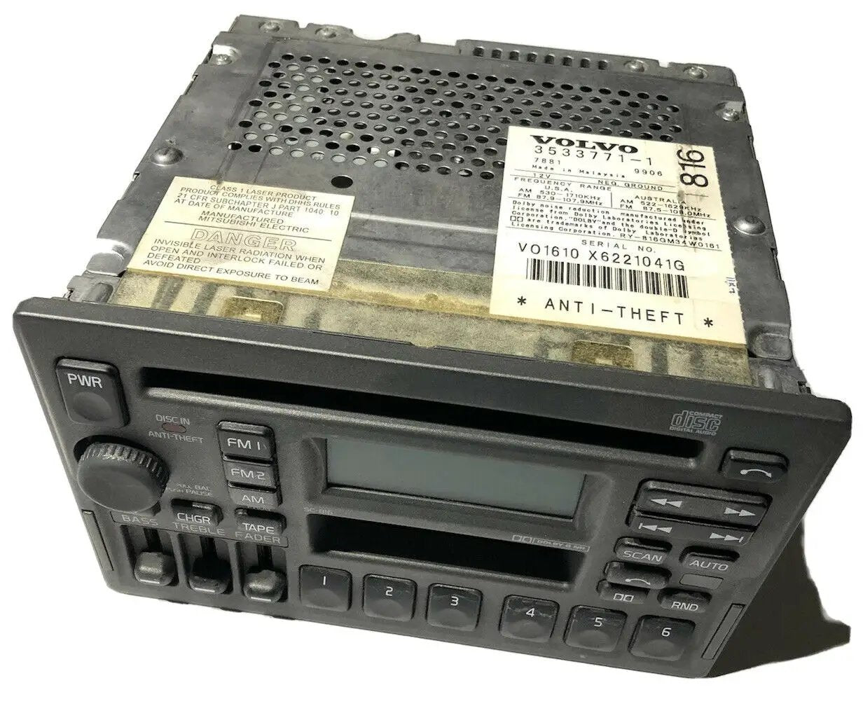 QA20267 1998-2000 VOLVO S70 AM FM RADIO CD CASSETTE STEREO PLAYER 3533771 OEM by Volvo