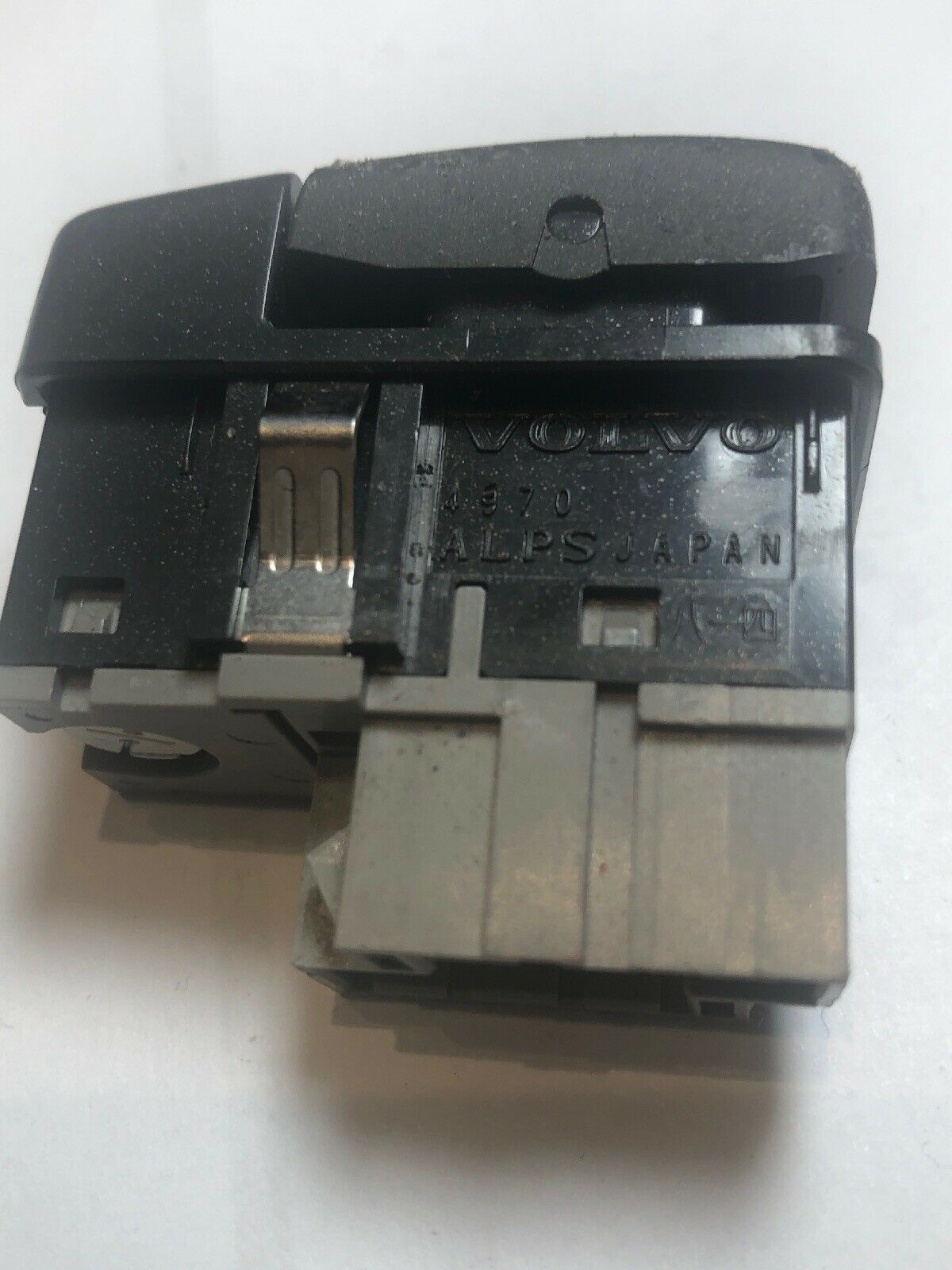 TRACTION SWITCH 2003 C70 P/n: 9459094 R242115