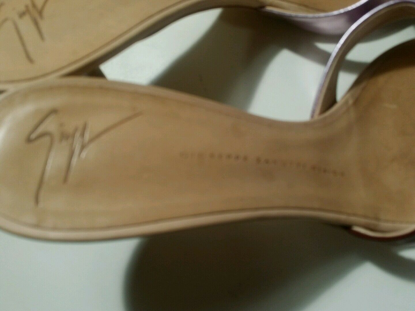 guiseppe zanotti woman's patent leather burgundy and violet slides size 39/8