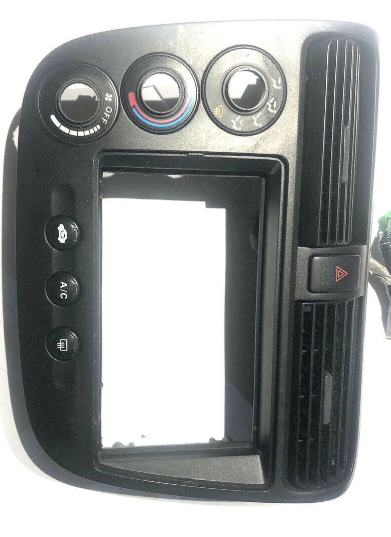 2001 2002 2003 2004 2005 05 Civic Coupe Climate Control Radio Bezel HVAC Heat OE