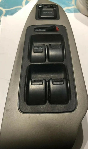 2003 2005 Honda Pilot Driver Side Window Master Switch Door Panel Used