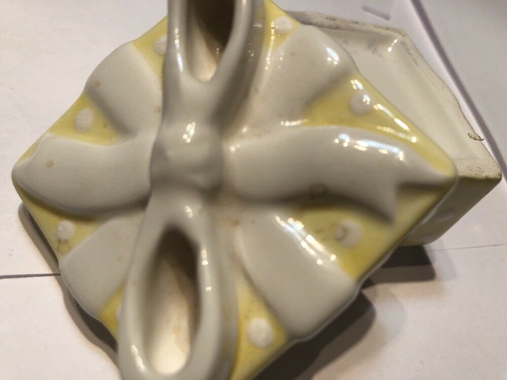 May Co Square Ceramic Trinket Box,White/Yellow Ribbon Gift.