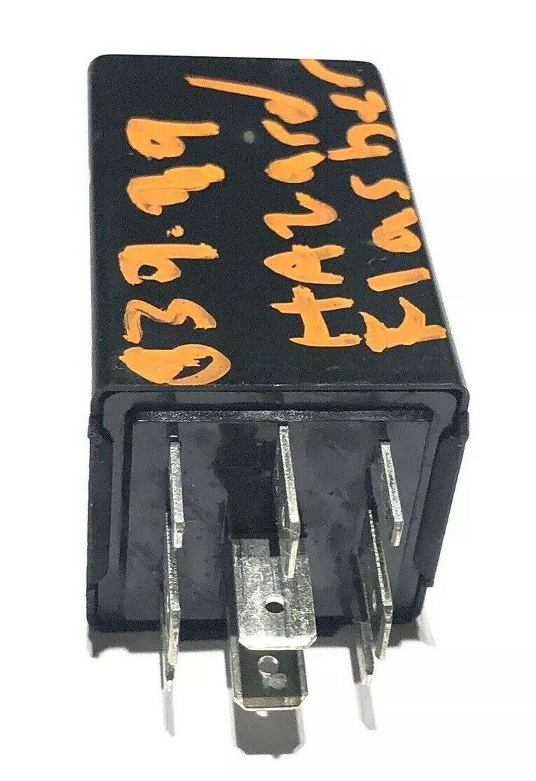 Hazard Warning and Turn Signal Flasher For 1996-2000 Dodge Grand Caravan H617MT