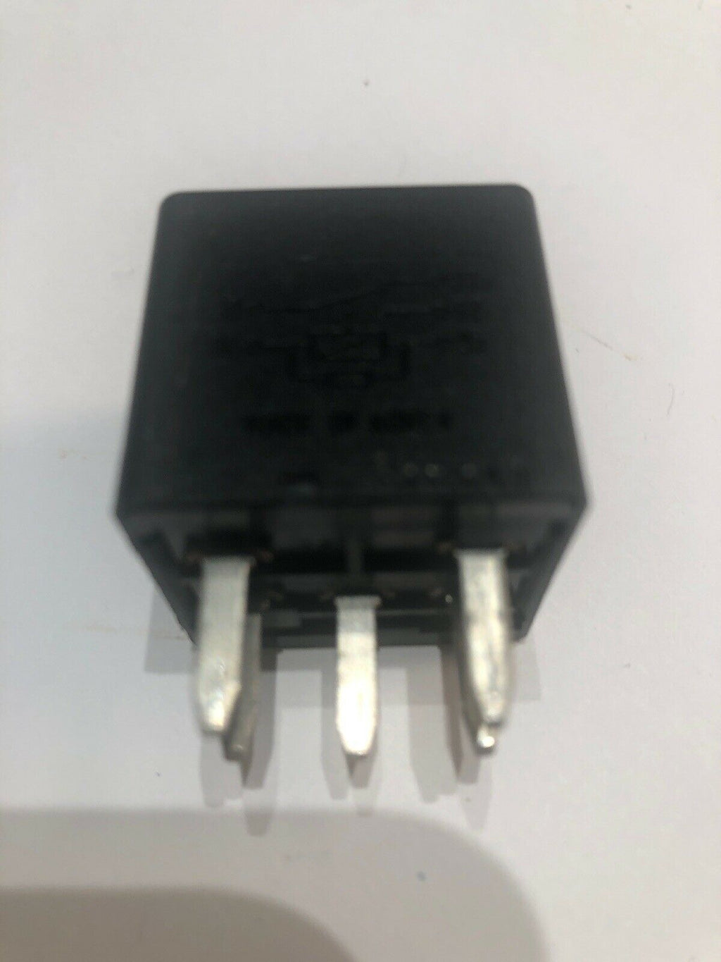 Delphi Engine Cooling Fan Relay Black 15328865 Motor Relay