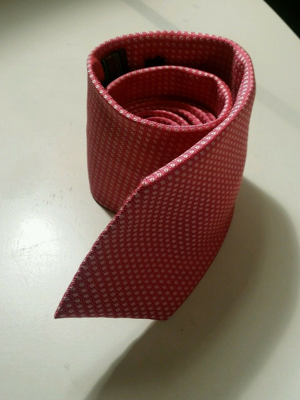 bcbg pink and white tie