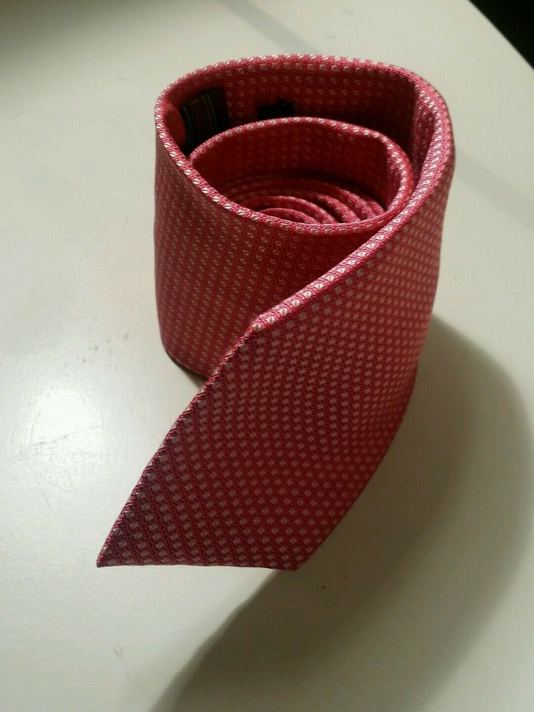 bcbg pink and white tie