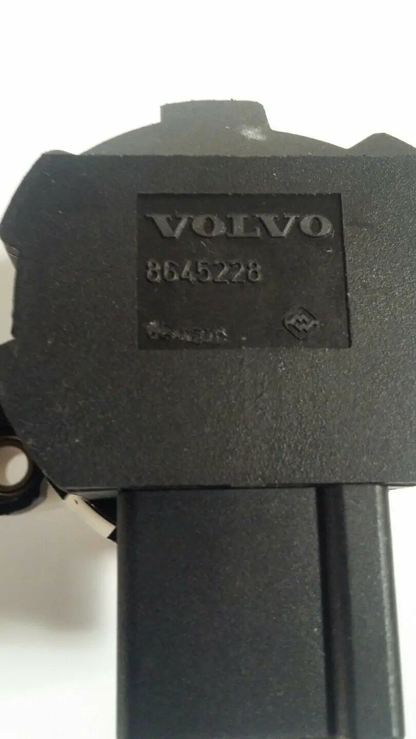 NEW Volvo black V70 S60 S70 S80 XC90 1999-09 Ignition Switch 8645228 Starter Key by Volvo