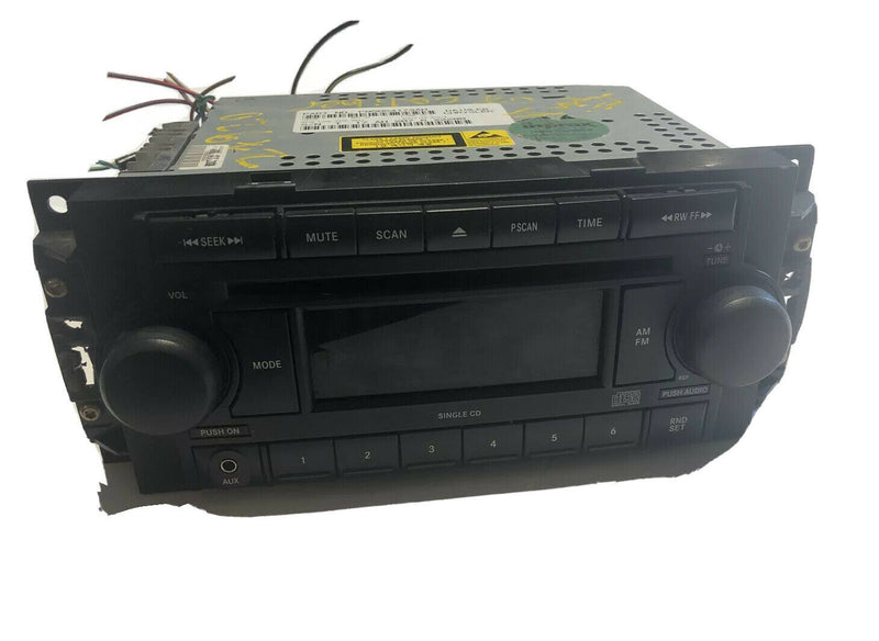 04-07 JEEP GRAND CHEROKEE RADIO CD PLAYER OEM