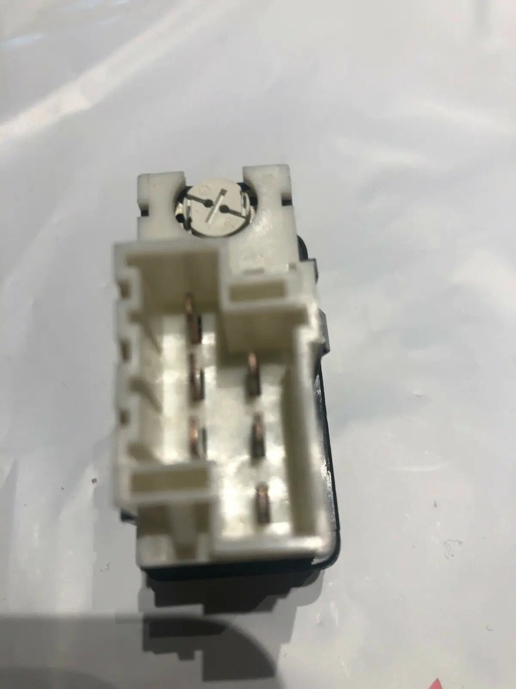 Volvo 850 Power Sunroof Window Sun Roof Control Switch Button 9128537 OEM by Volvo
