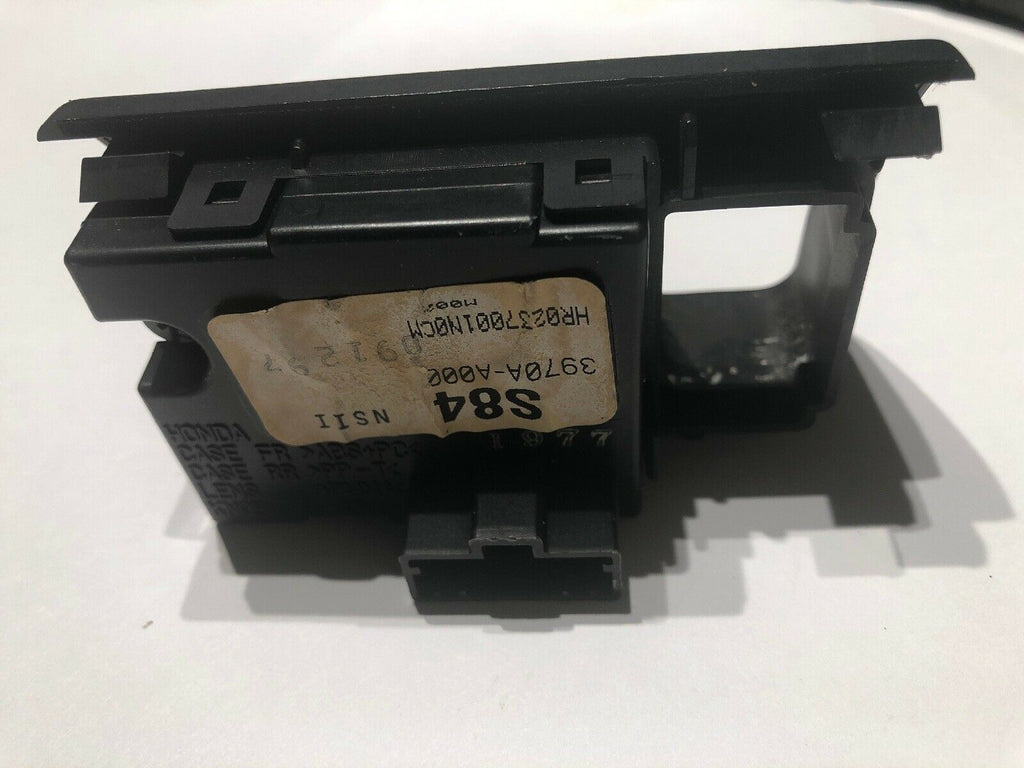 1998 1999 2000 2002 HONDA ACCORD DASH CLOCK w/ HAZARD SWITCH 3970A-A000 S84