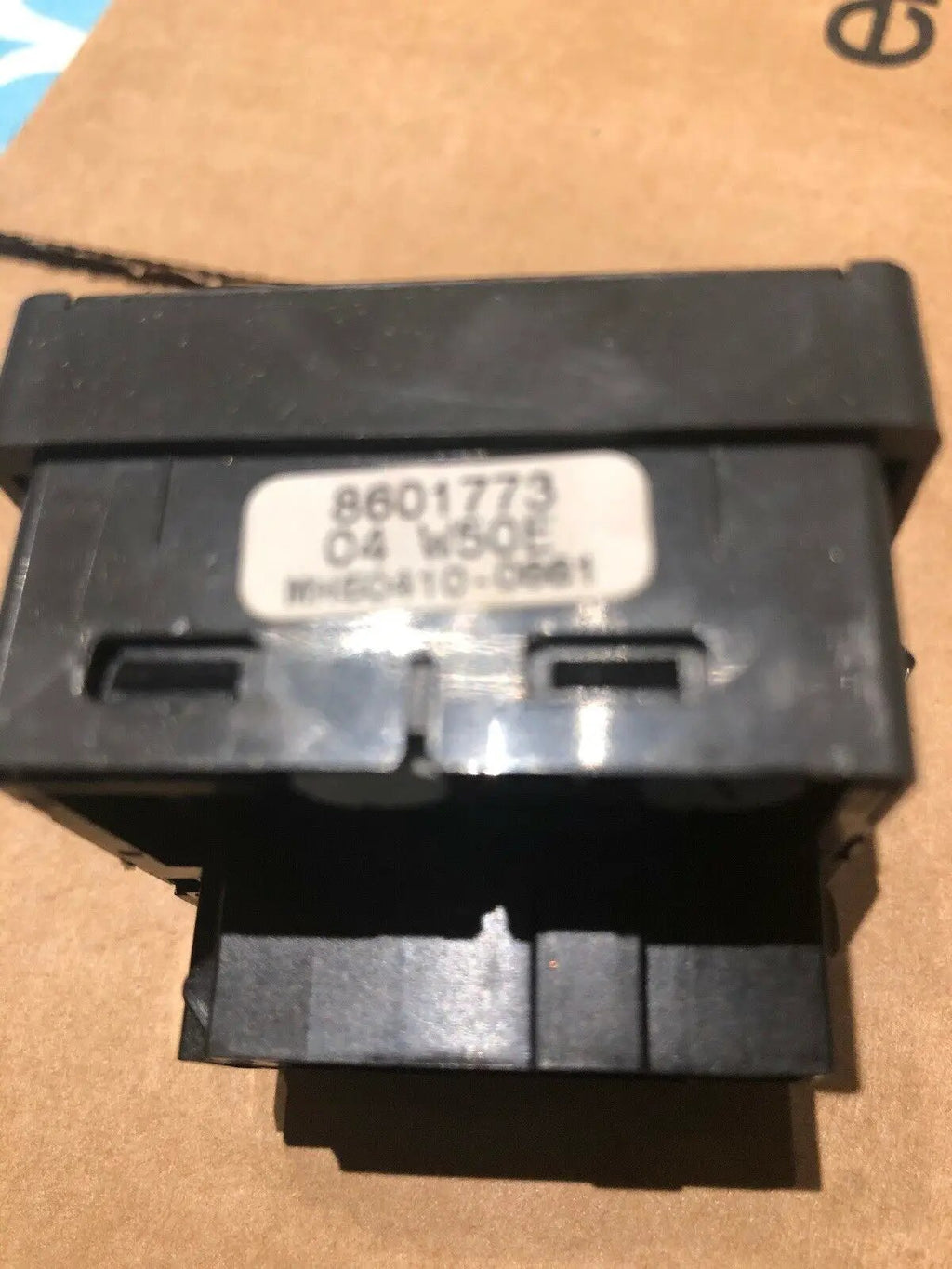 VOLVO 850 960 S90 V90 1994 95 96 1997 HEADLIGHT SWITCH OEM # 8601773 by OEM Volvo