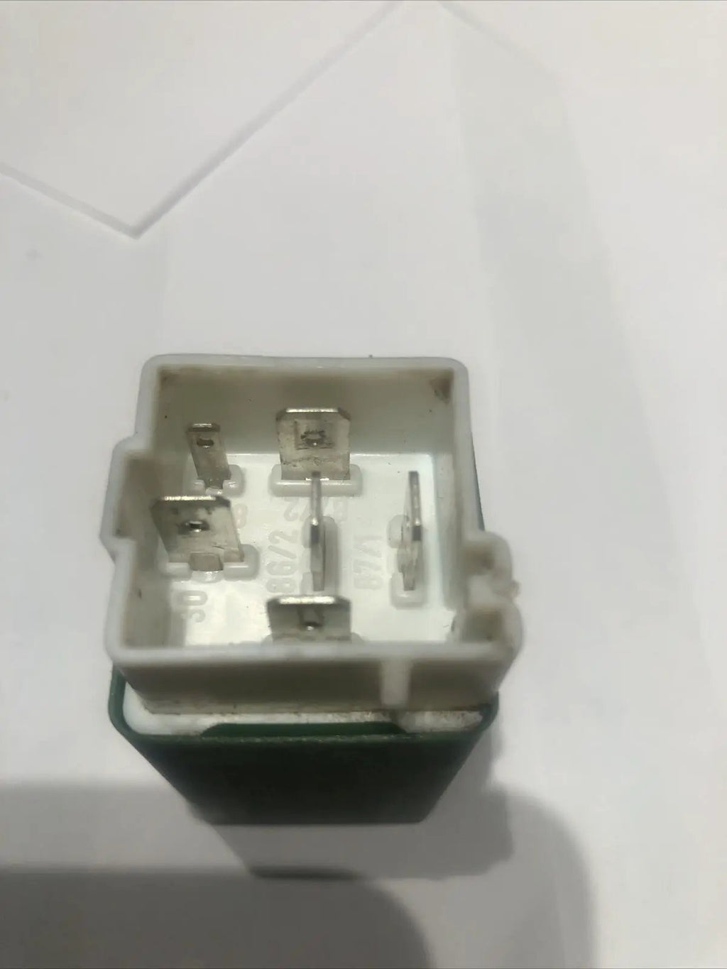 Genuine Volvo 760 940 960 OEM Fuel Pump Control Relay Fuse 1362914 by Volvo