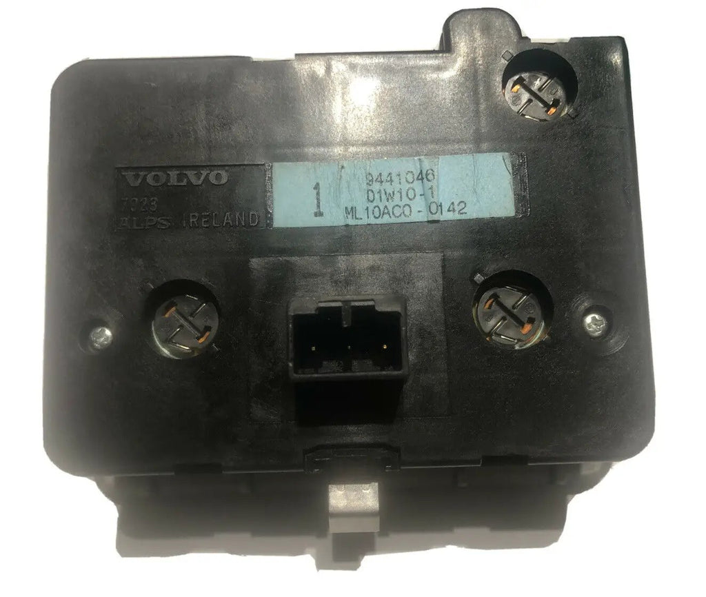 Volvo OEM V70 S60 headlight control dimmer switch grey 01-03 9441046 w/ rear fog by Volvo