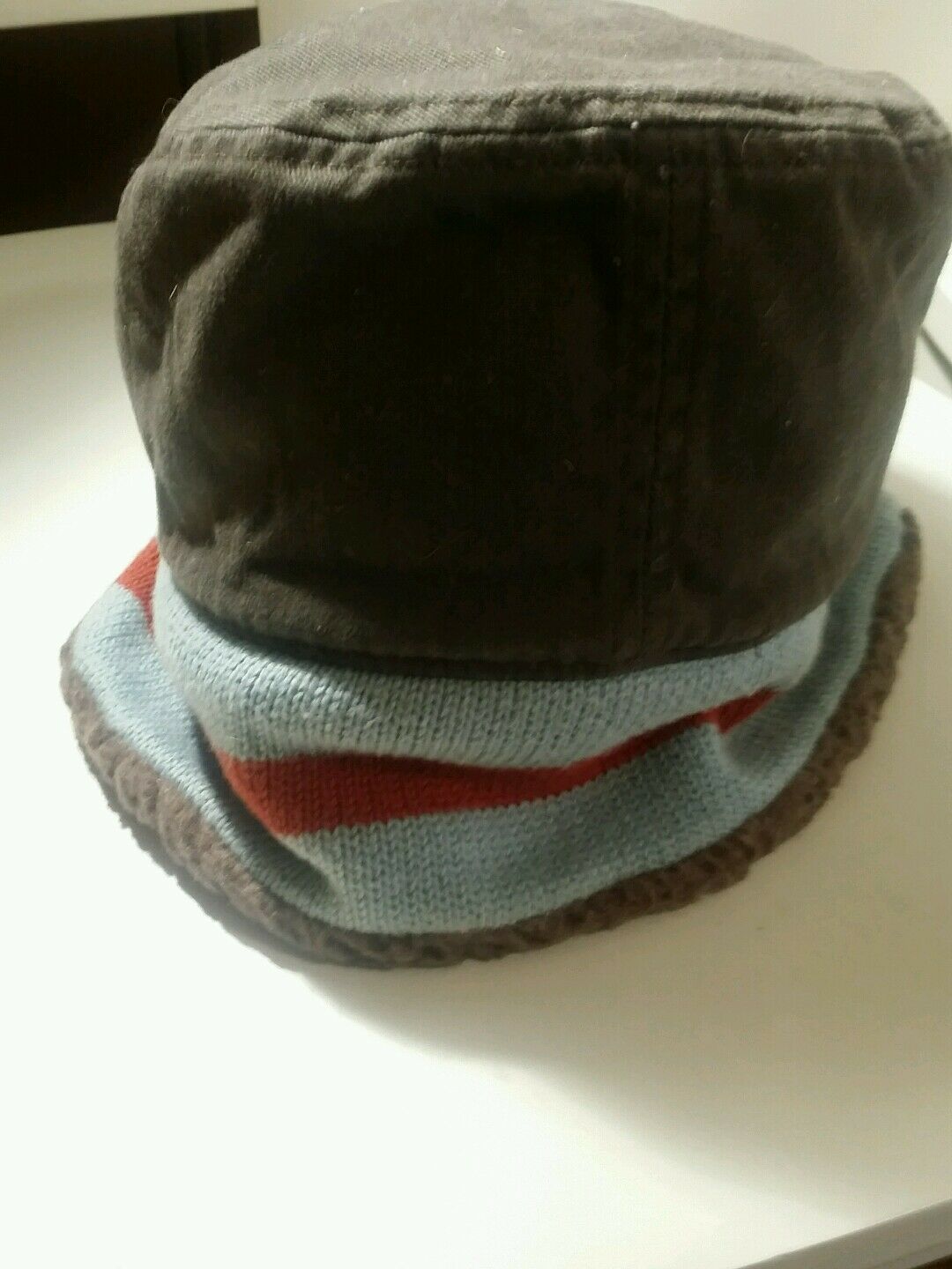 boys army green gymboree hat with striped flaps size5-7