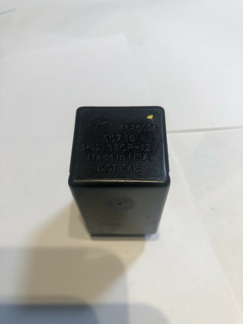 1996-2000 Dodge Chrysler, Cherokee Turn Signal Flasher Relay Moper OEM, 4686094