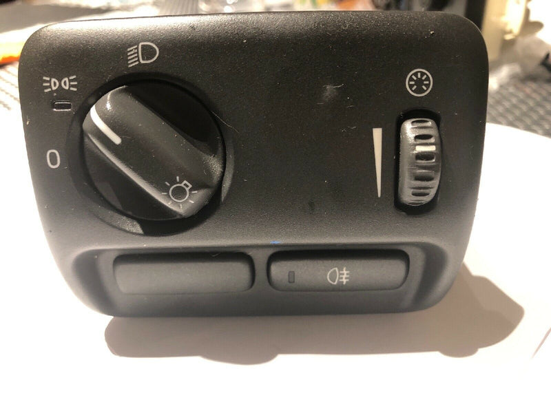 YC#12A 99-03 Volvo OEM V70 S60 headlight control dash dimmer switch 9441232