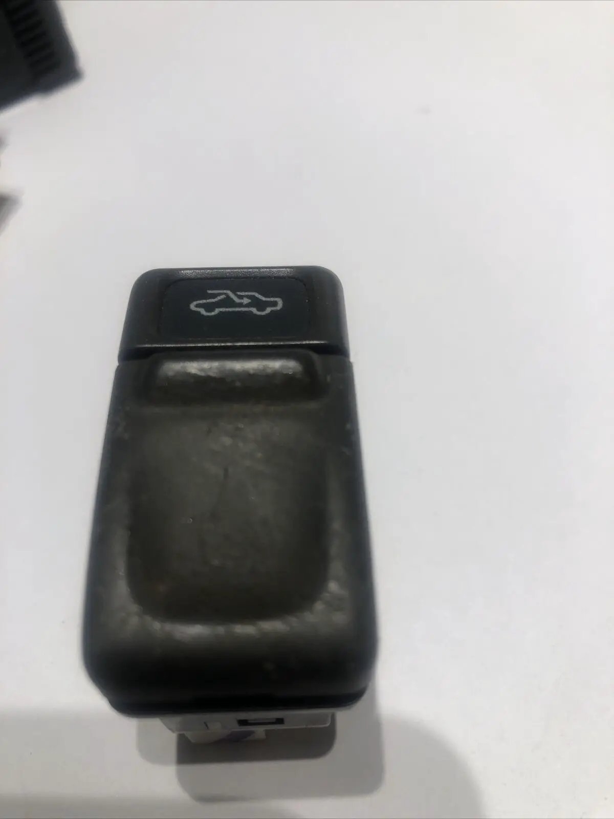 98 99 00 VOLVO V70 SUNROOF SUN ROOF CONTROL SWITCH 9162950 OEM 1998 1999 2000 by Volvo