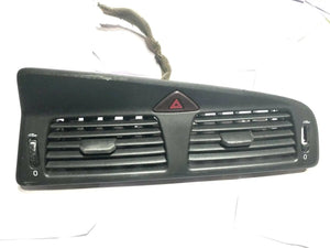 2006 Volvo XC70 Center Dash Air Vent Assembly With Hazard Light Switch