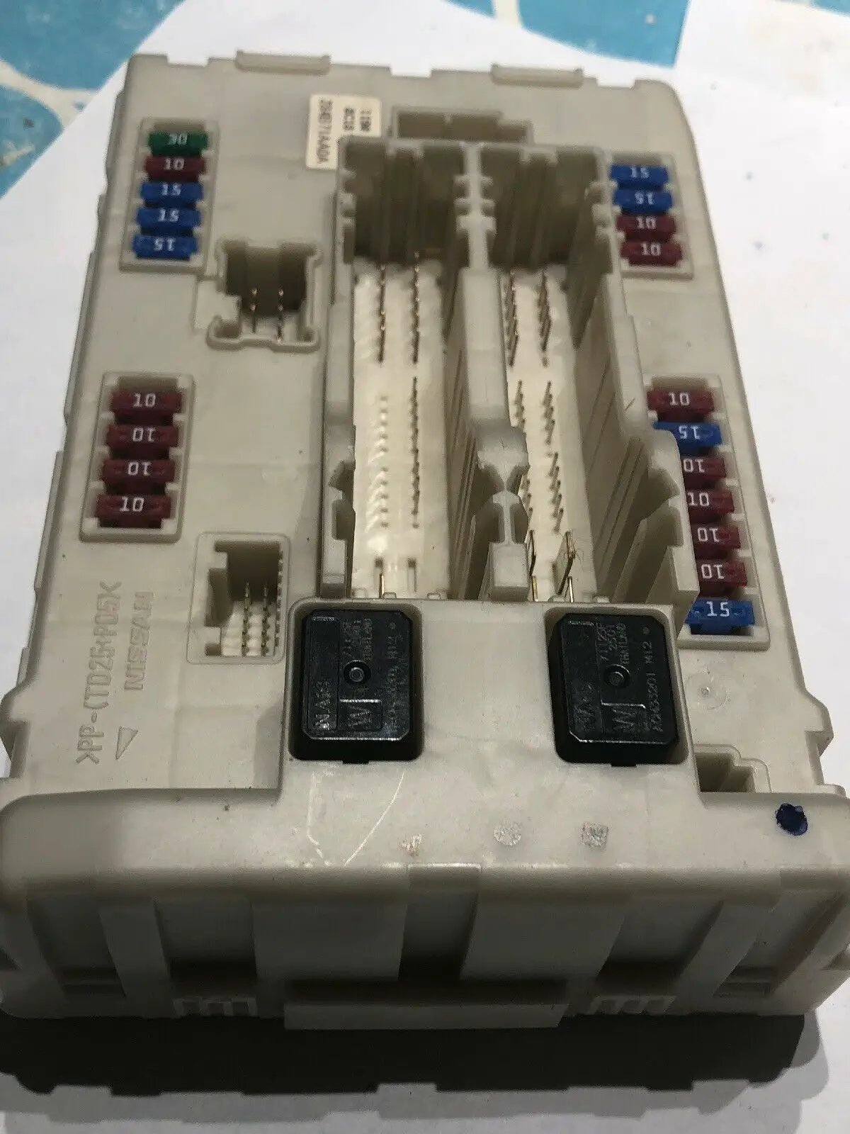 2008 2009 2010 2008 NISSAN ALTIMA ENGINE FUSE BOX OEM T20358 by Nissan