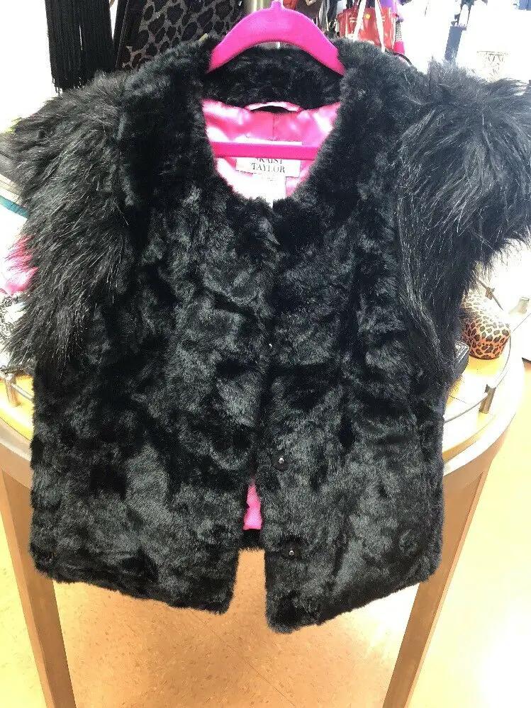 Skaist Taylor Neiman Marcus Target Black Faux Fur Lined Vest. Retail $80.00 NWT by Neiman Marcus