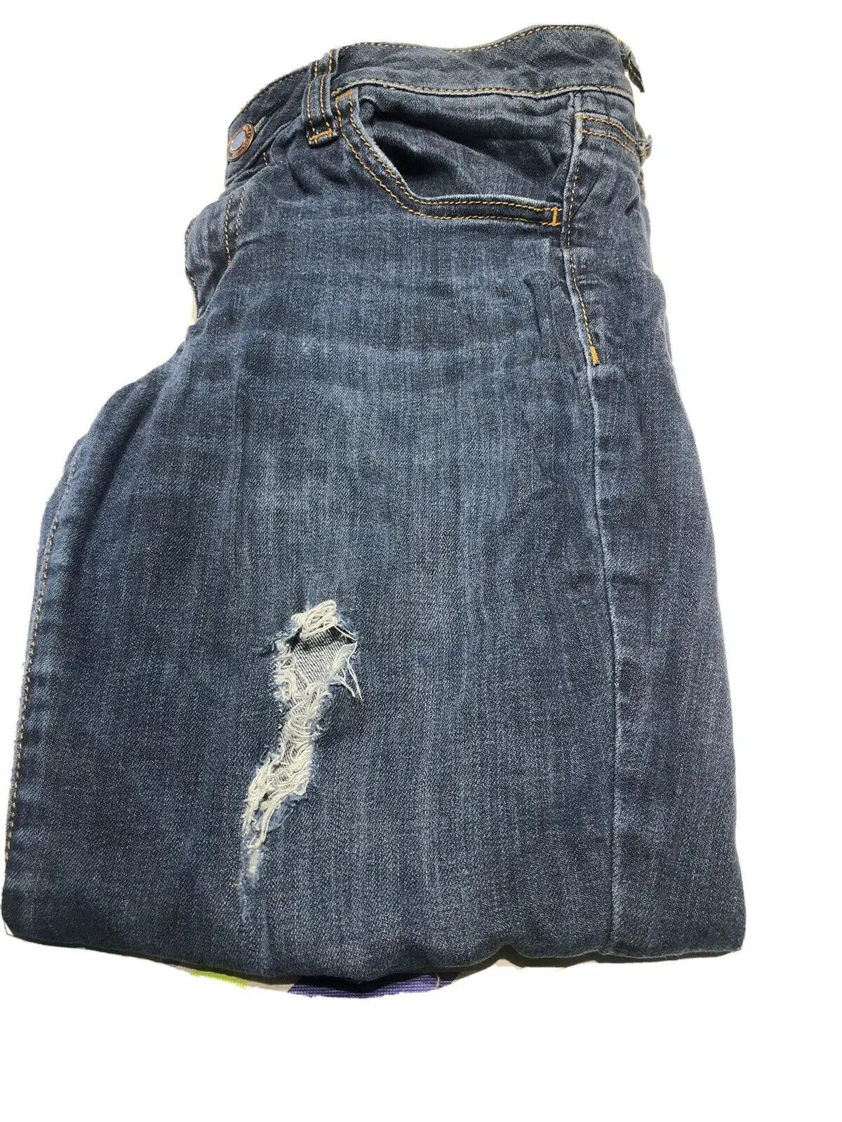 AMERICAN EAGLE OUTFITTERS Super Stretch Distressed Skinny Jean Women's Size 0 by American Eagle Outfitters