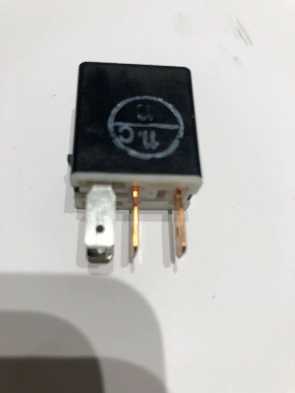 DENSO TOYOTA RELAY 90084-98031 by DENSO