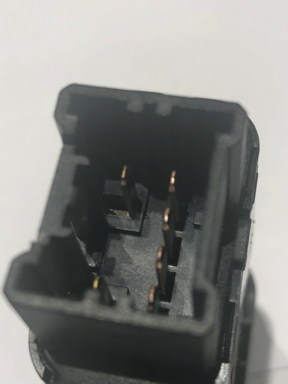 04-05 Honda Pilot Passenger Front Seat Heat Switch OEM 38135S9VC01ZA
