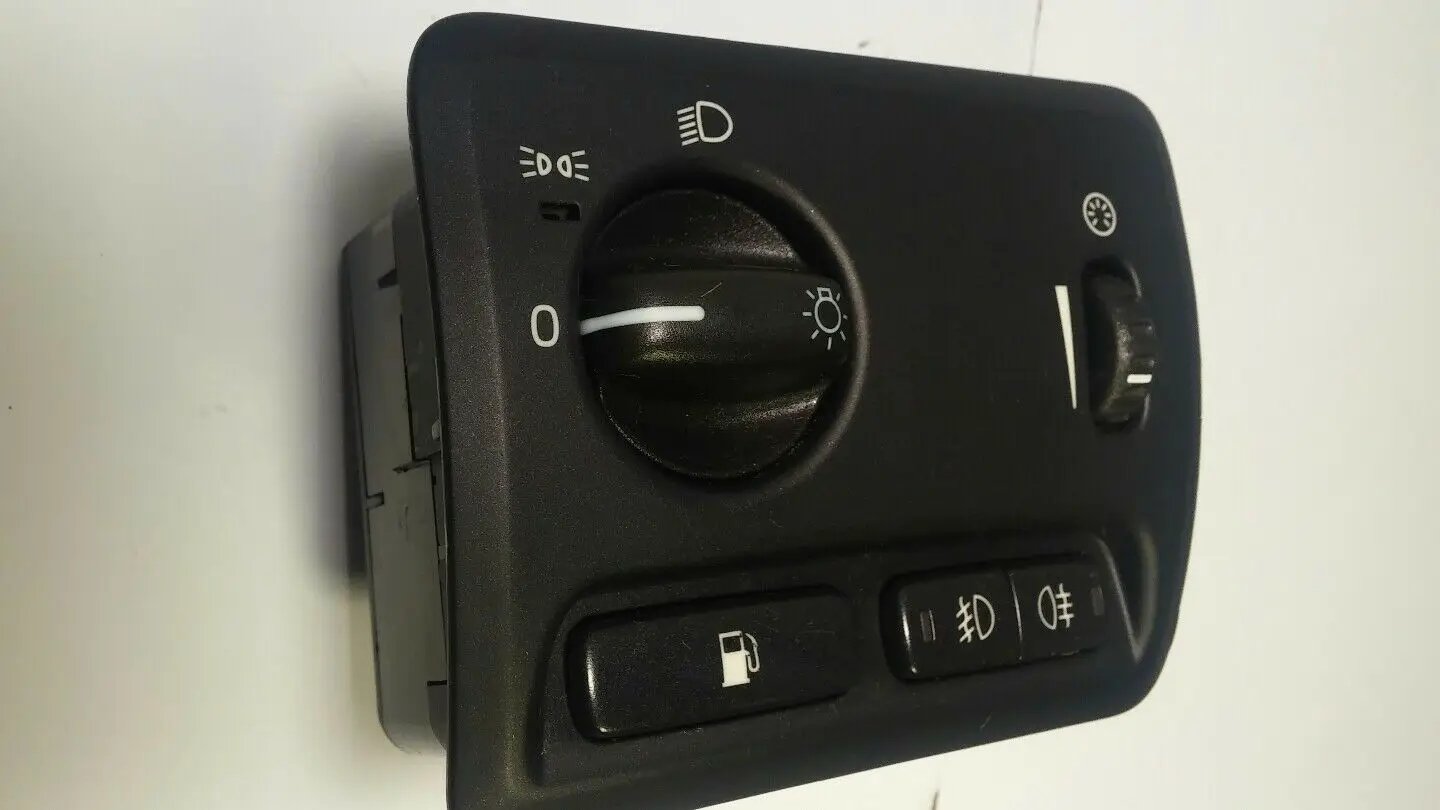 Black Headlight Switch Volvo,gas tank & fog oem S60/XC70 2007 07 30739316 706825 by OEM