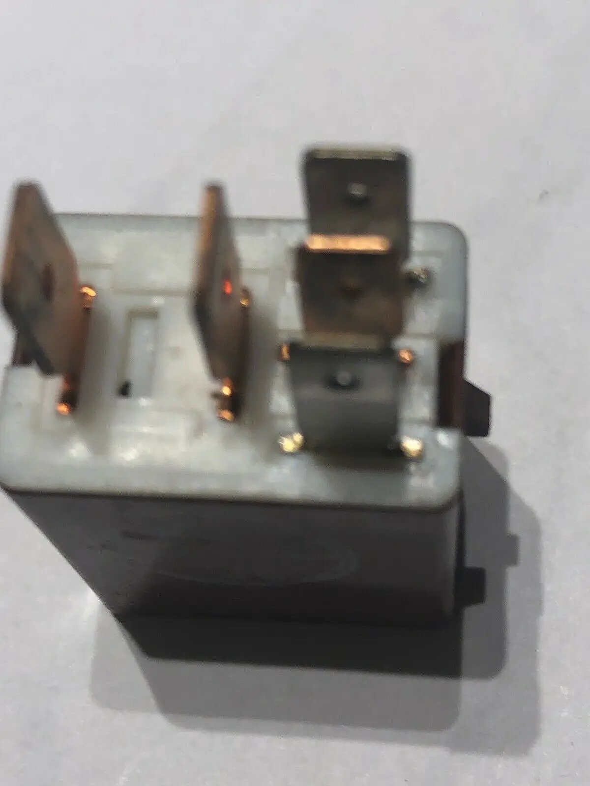 DENSO TOYOTA RELAY 90084-98032 by DENSO