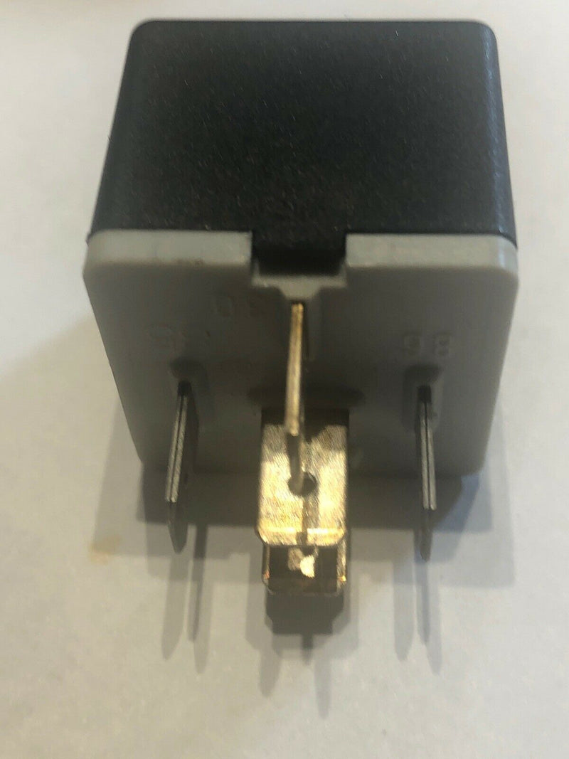 (023) Chrysler Multi Purpose Relay #56006707 83159 3234 (5 Post)