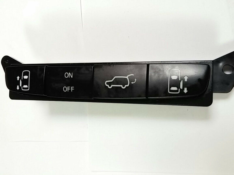 2004-2006 NISSAN QUEST OEM CENTER ROOF DOME MAP LIGHT SUNROOF SWITCH - black