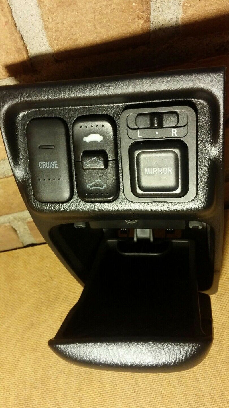 01-05 Honda Civic OEM cruise power mirror & sunroof switches w/ compartment gray