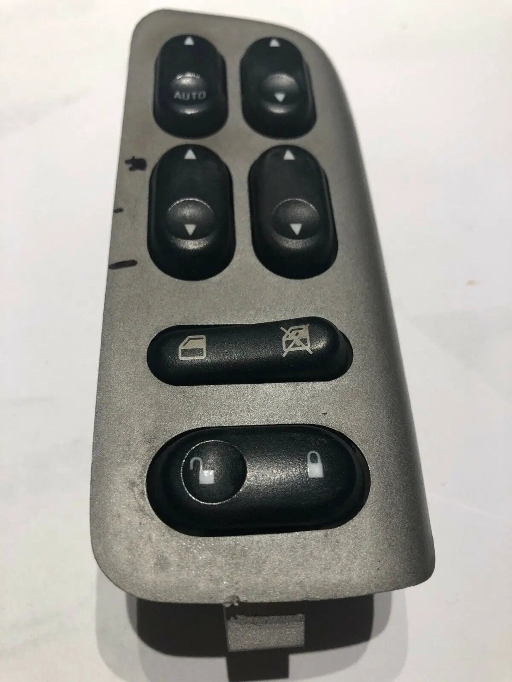 Driver Left Master Door Switch Front MAZDA TRIBUTE Fits 01 02 03 04 05 06 by DALEY1DEALS,LLC.