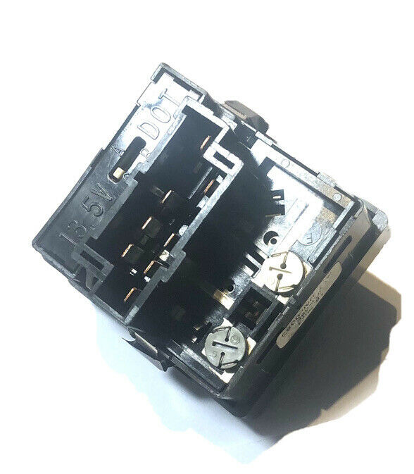 Volvo 850 Light Switch Module 7923