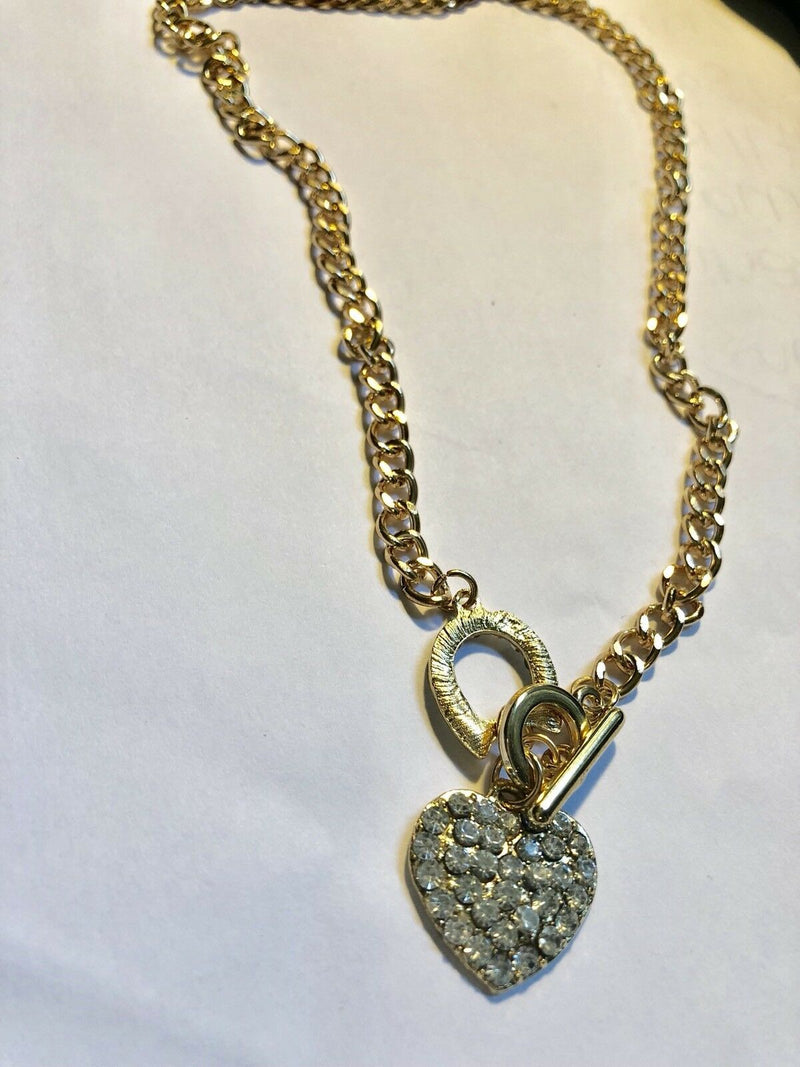 Gold  Heart Costume Jewlrey Toggle Necklace