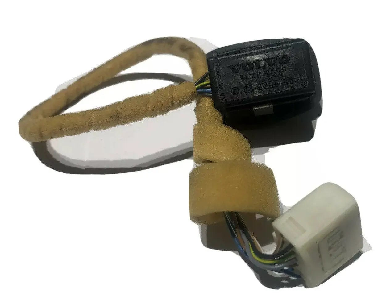 OE Volvo V70 S70 C70 Power Side View Mirror Switch 9148959 2003 2205 00 Button by Volvo