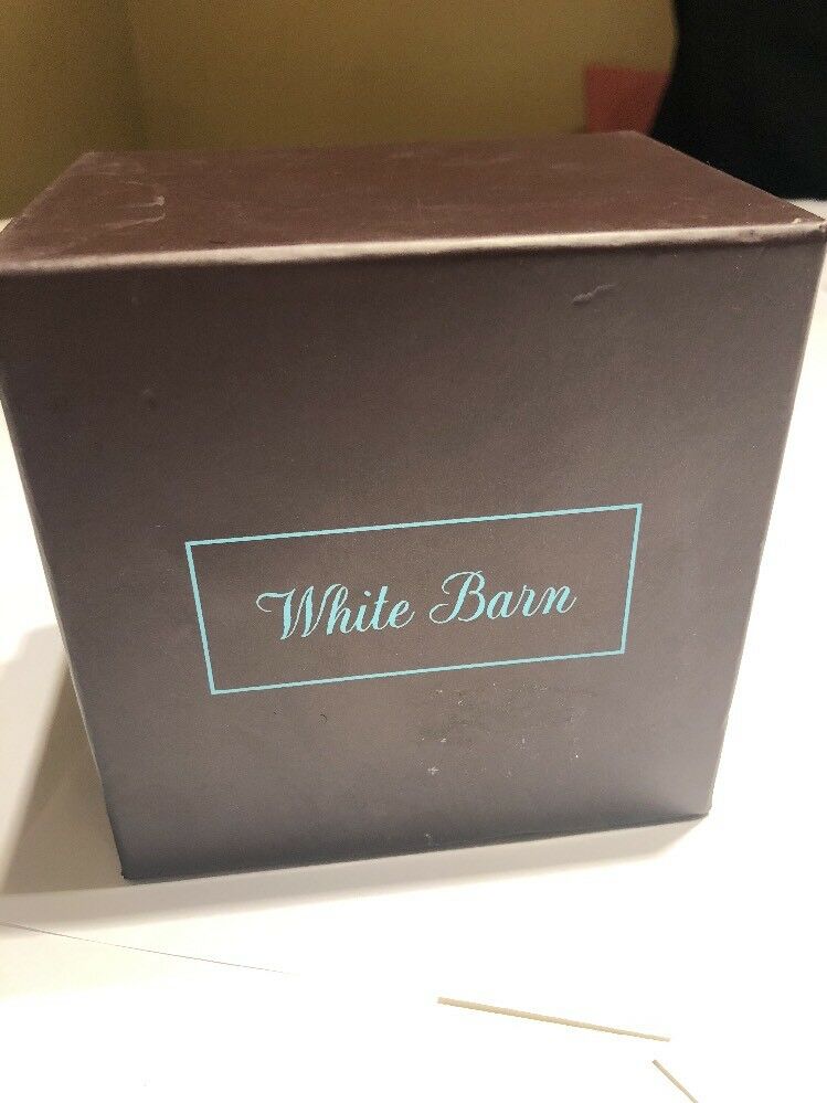 White Barn Candle Gft Box