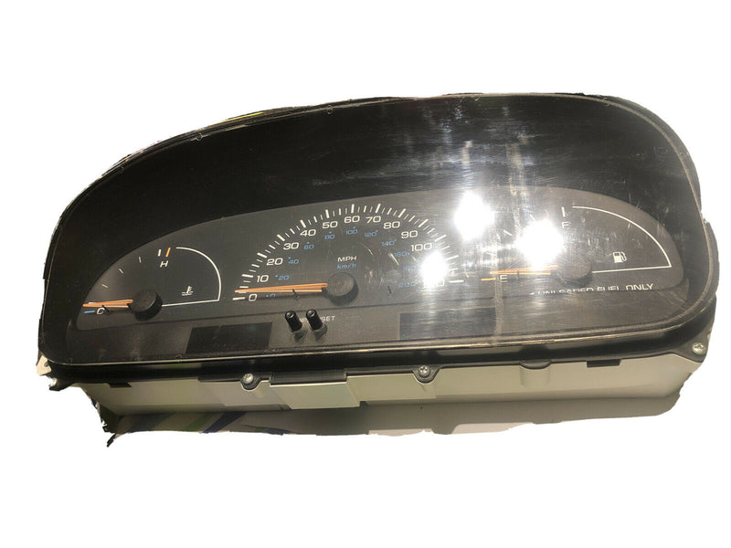 97-2000 Dodge Caravan  Instrument Cluster Black PLUG