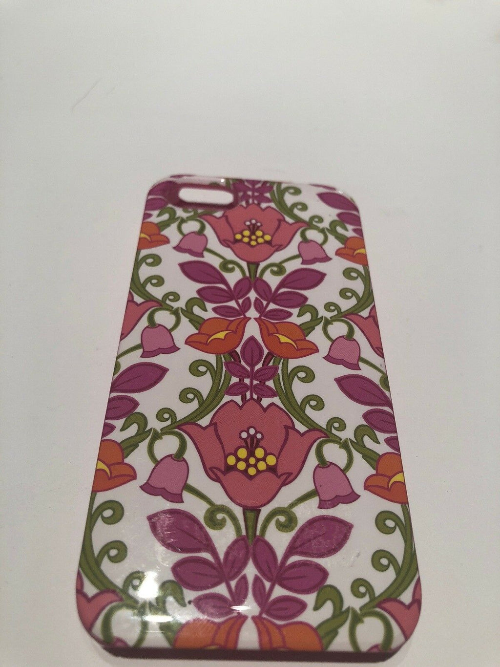 Vera Bradley Snap on Case for iPhone 5/5s "Tutti Frutti" pattern