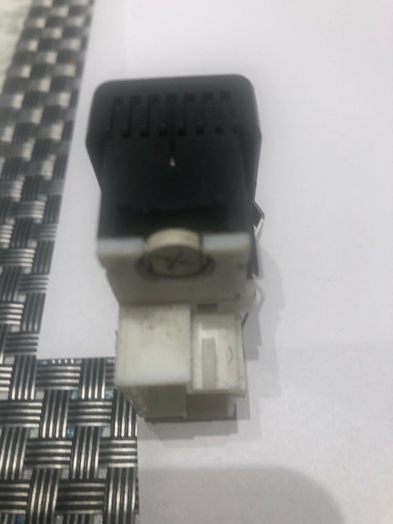 Volvo s70 v70 xc70 Sunroof Switch 9162950