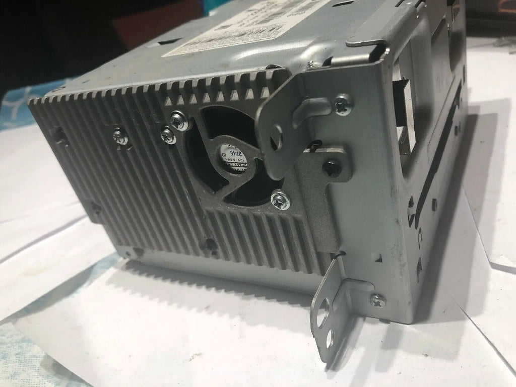 2013 Chevrolet Malibu Factory Stereo CD Radio Receiver 22980112 OEM UFU&UP9 by Chevrolet