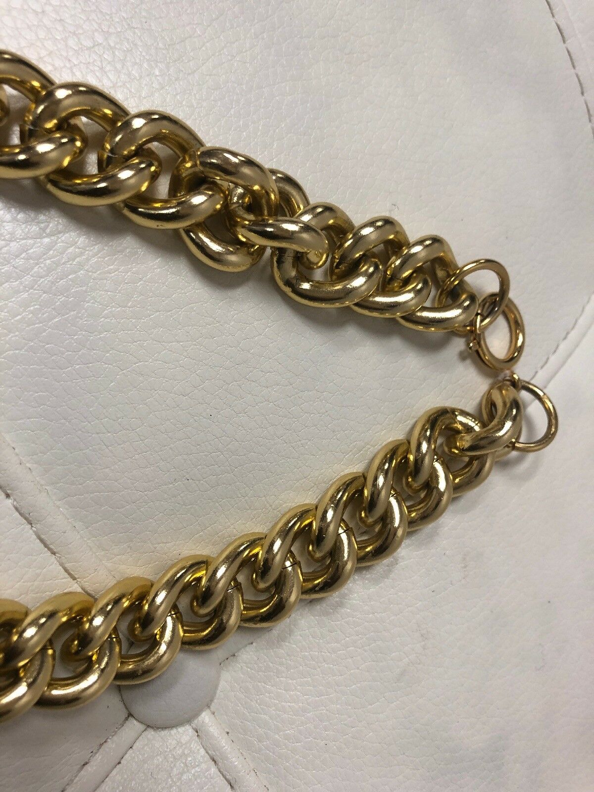 14 In Gold Tone Phat Chain  Costume Necklace