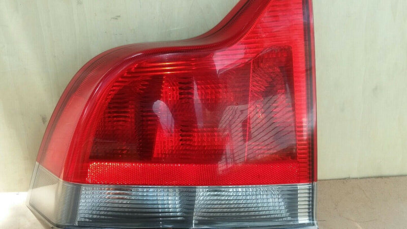 2001-04 VOLVO S60 SEDAN LH LEFT/ DRIVER SIDE TAIL LIGHT ASSEMBLY 8664079 OEM