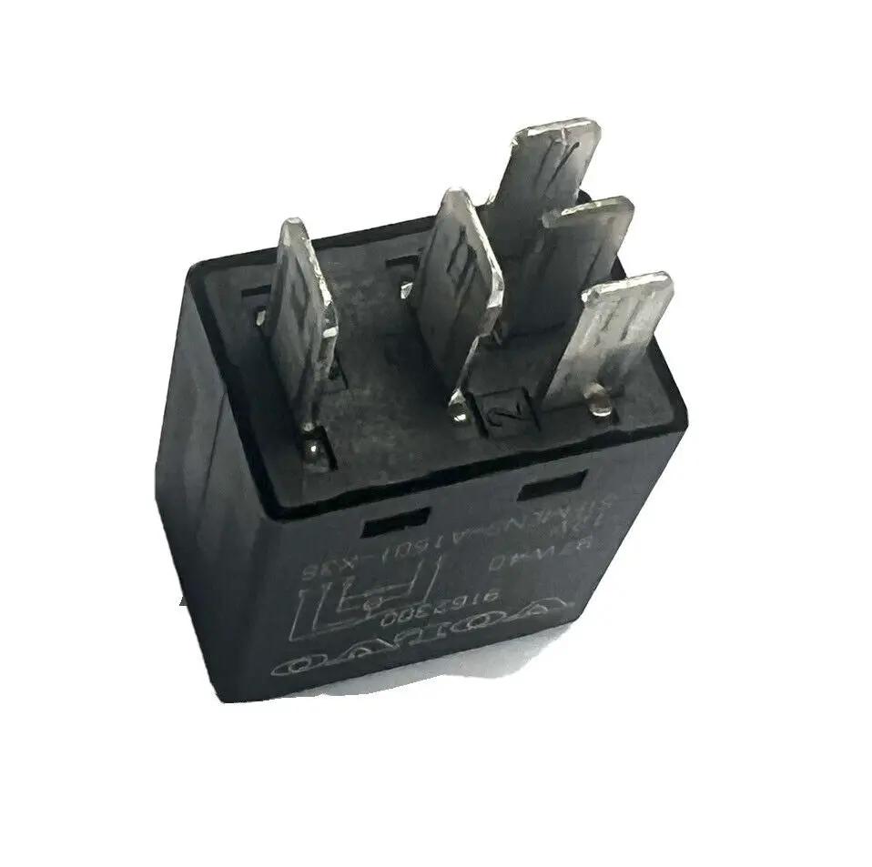 9162300 VOLVO C70 S80 V70 XC70 OEM RELAY. 97W40, 12V, SIEMENS-A1501-X38, OE by Siemens
