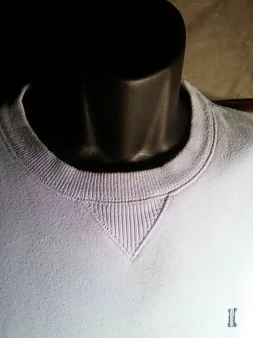 MEN'S IZOD large sky blue/LIGHT PURPLE sweatshirt, SZ. LARGE. 82%, 18% POLYESTER by IZOD