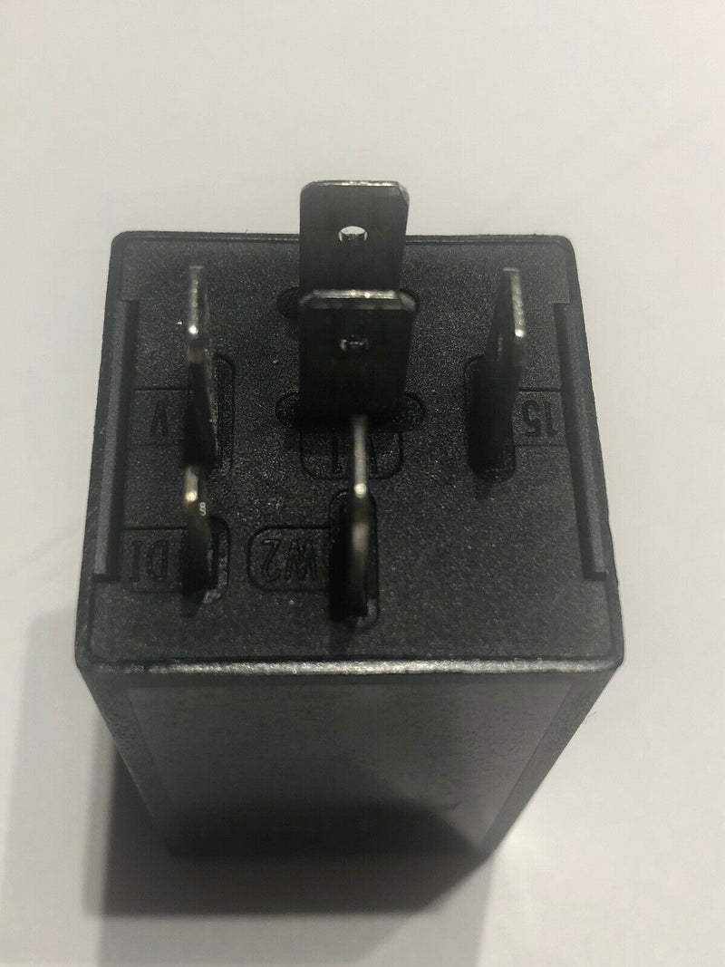 OEM Audi #640 RELAY 8E0 907 307D Servotronics