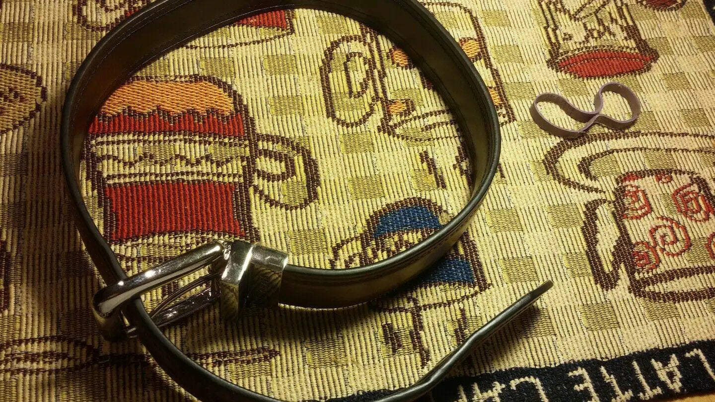 CHAPS BRAND Kids leather belt Brown 22 to 24 inches long 1 inches wide by DALEY1DEALS,LLC.